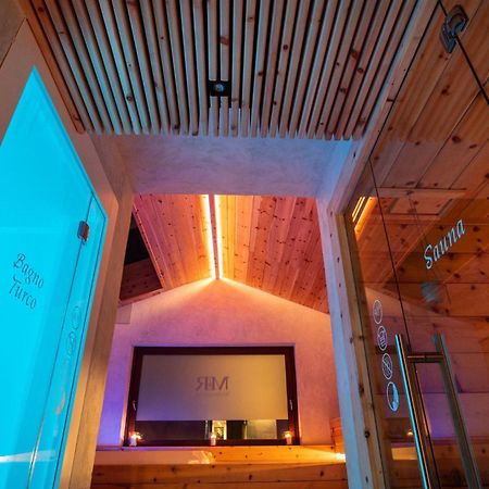 Casa Vacanze Anais 努斯 外观 照片